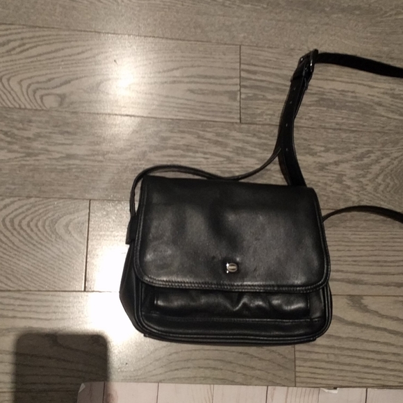 🌸 Genuine leather Crossbody bag by Santi🌺🌺🍀🌸 - Picture 5 of 10